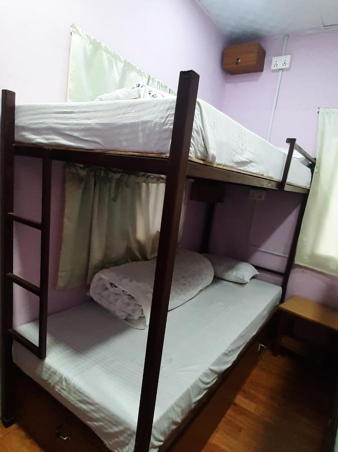 Margik Backpackers Hostel Pokhara Eksteriør bilde