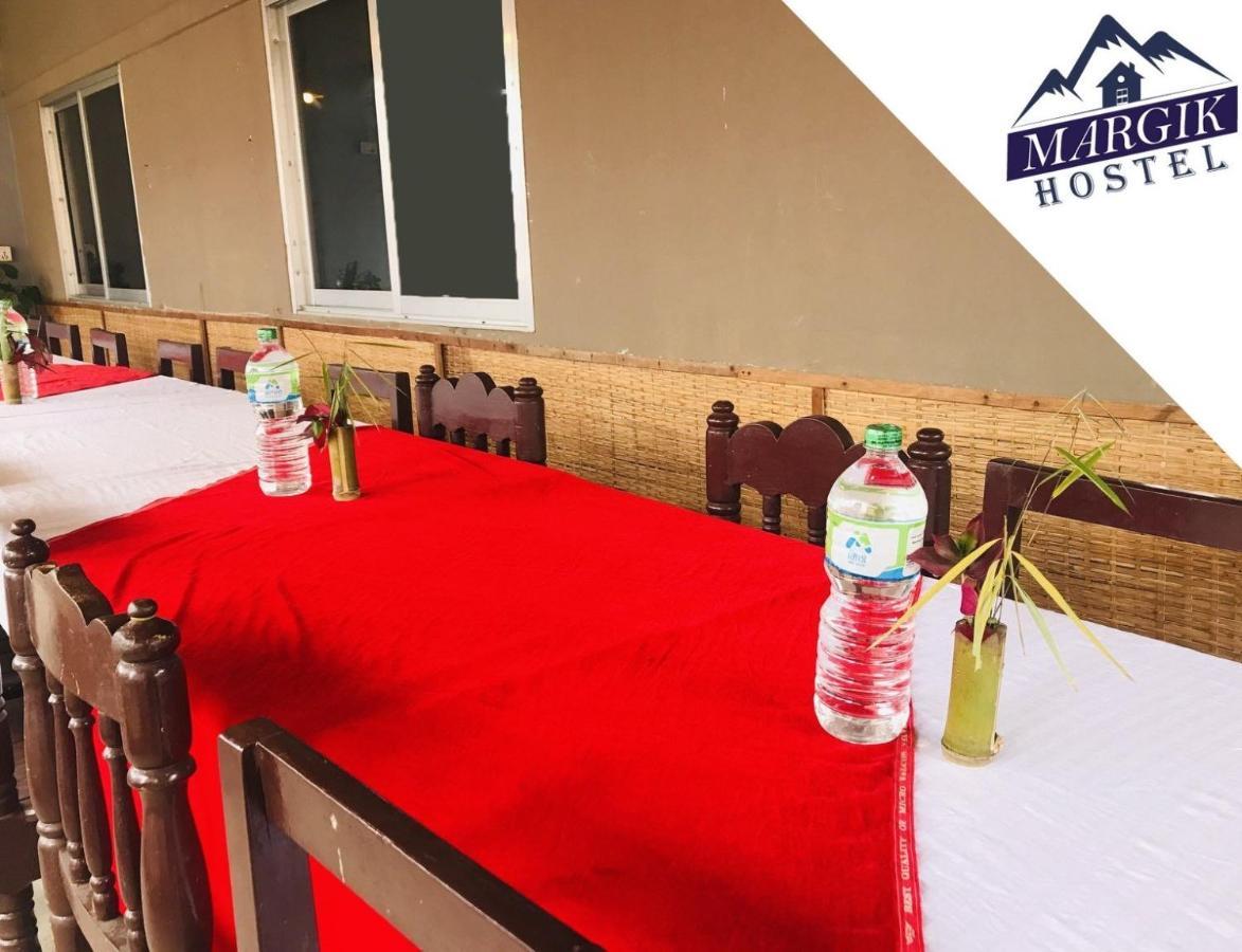 Margik Backpackers Hostel Pokhara Eksteriør bilde
