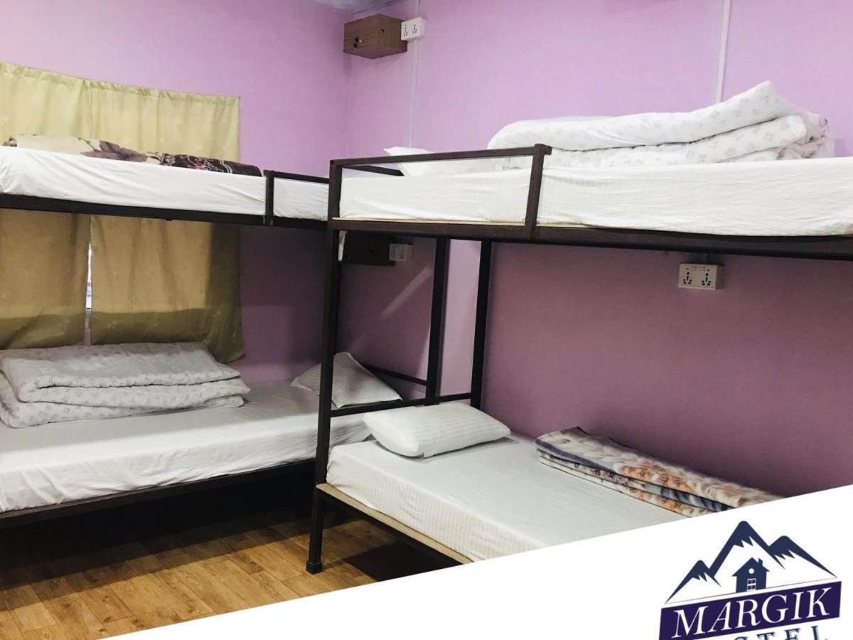 Margik Backpackers Hostel Pokhara Eksteriør bilde