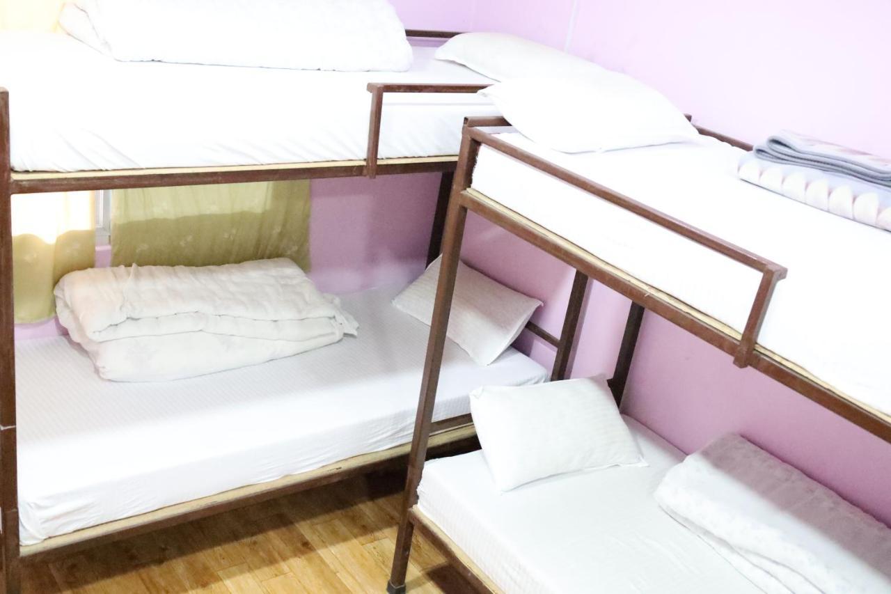 Margik Backpackers Hostel Pokhara Eksteriør bilde