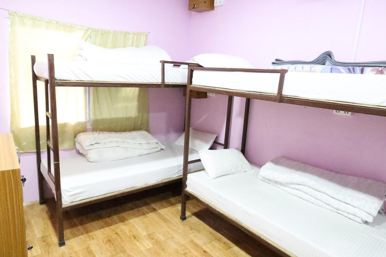 Margik Backpackers Hostel Pokhara Eksteriør bilde