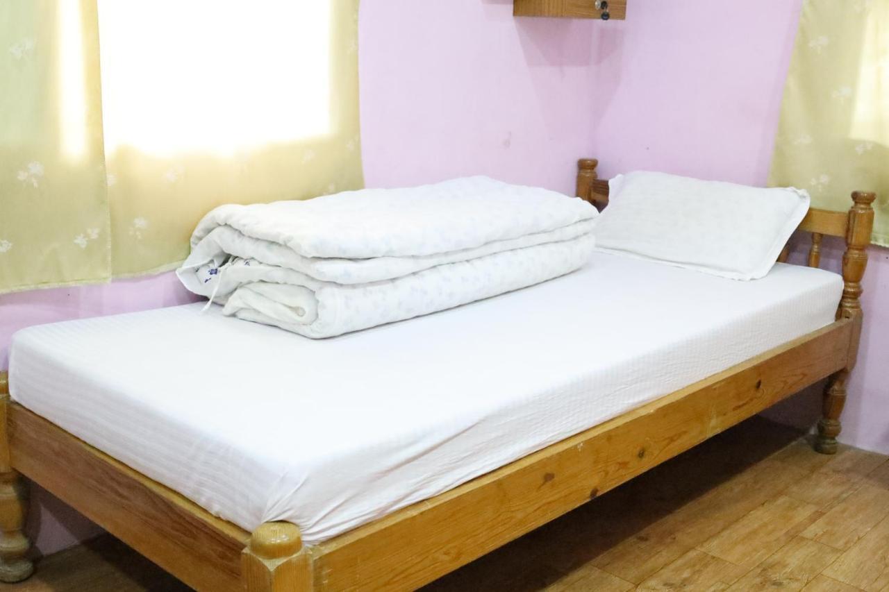 Margik Backpackers Hostel Pokhara Eksteriør bilde