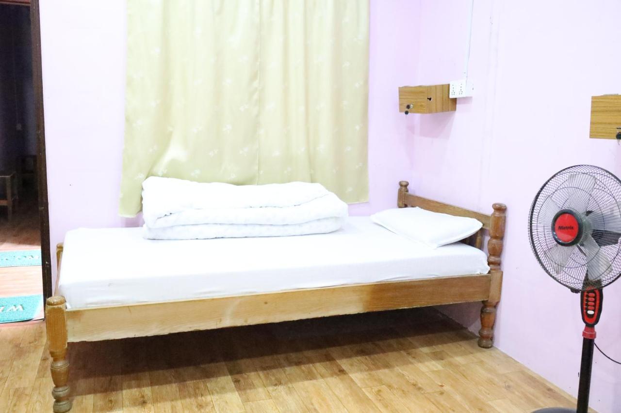 Margik Backpackers Hostel Pokhara Eksteriør bilde